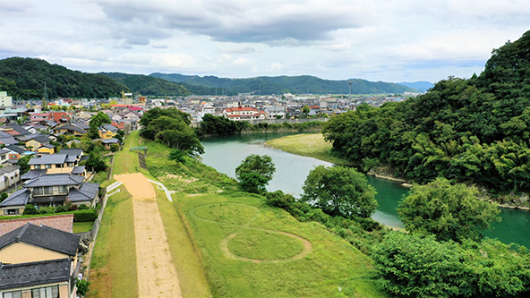 円山川河川敷