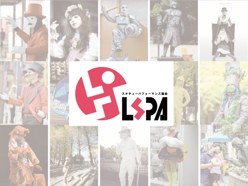 “Living Statues”