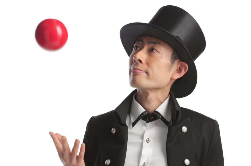 <small>Juggling</small>