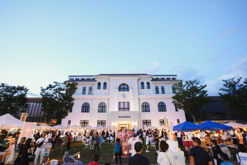 “Festival Night Market”