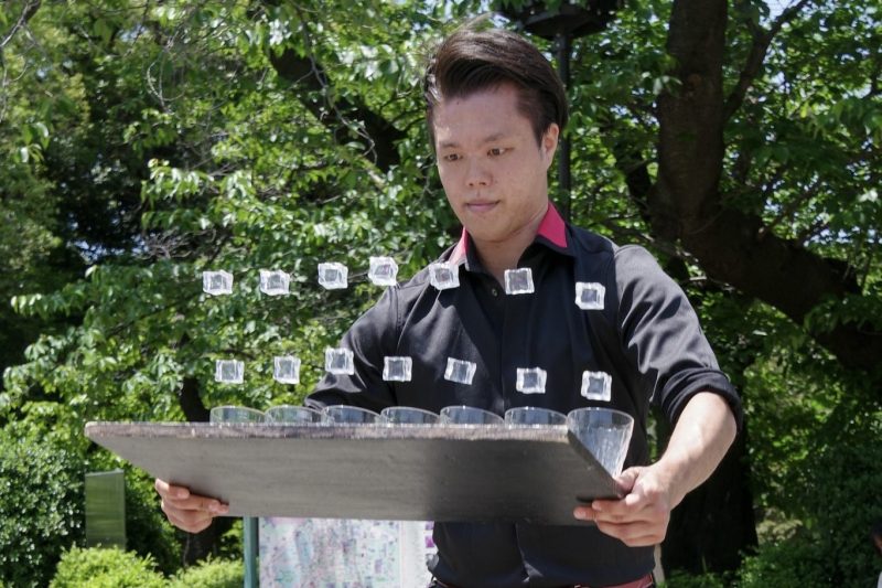 <small>ジャグリング</small>