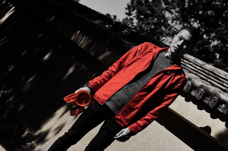 <small>『ジャグリング』</small>