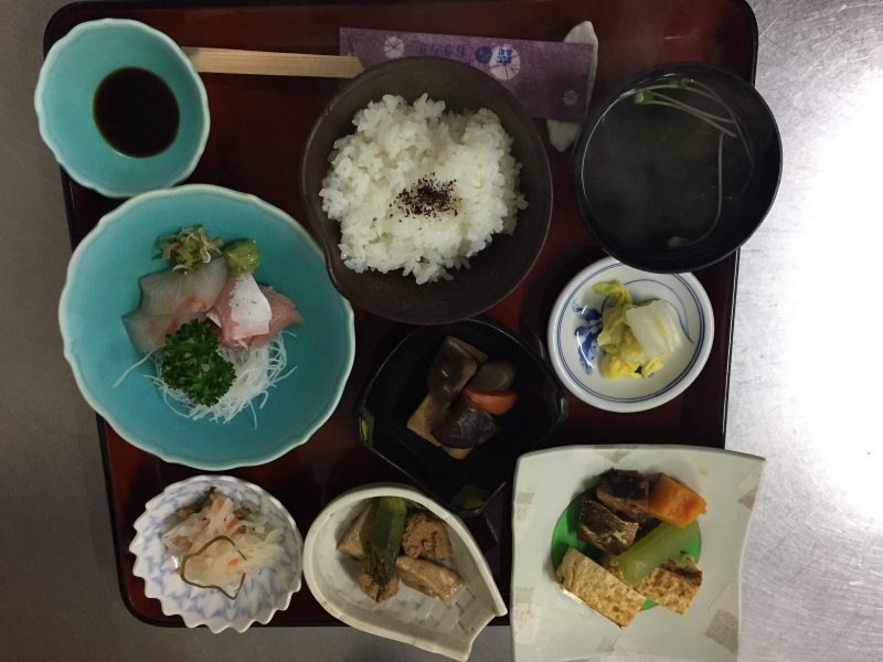 『お昼の日替わりランチ』